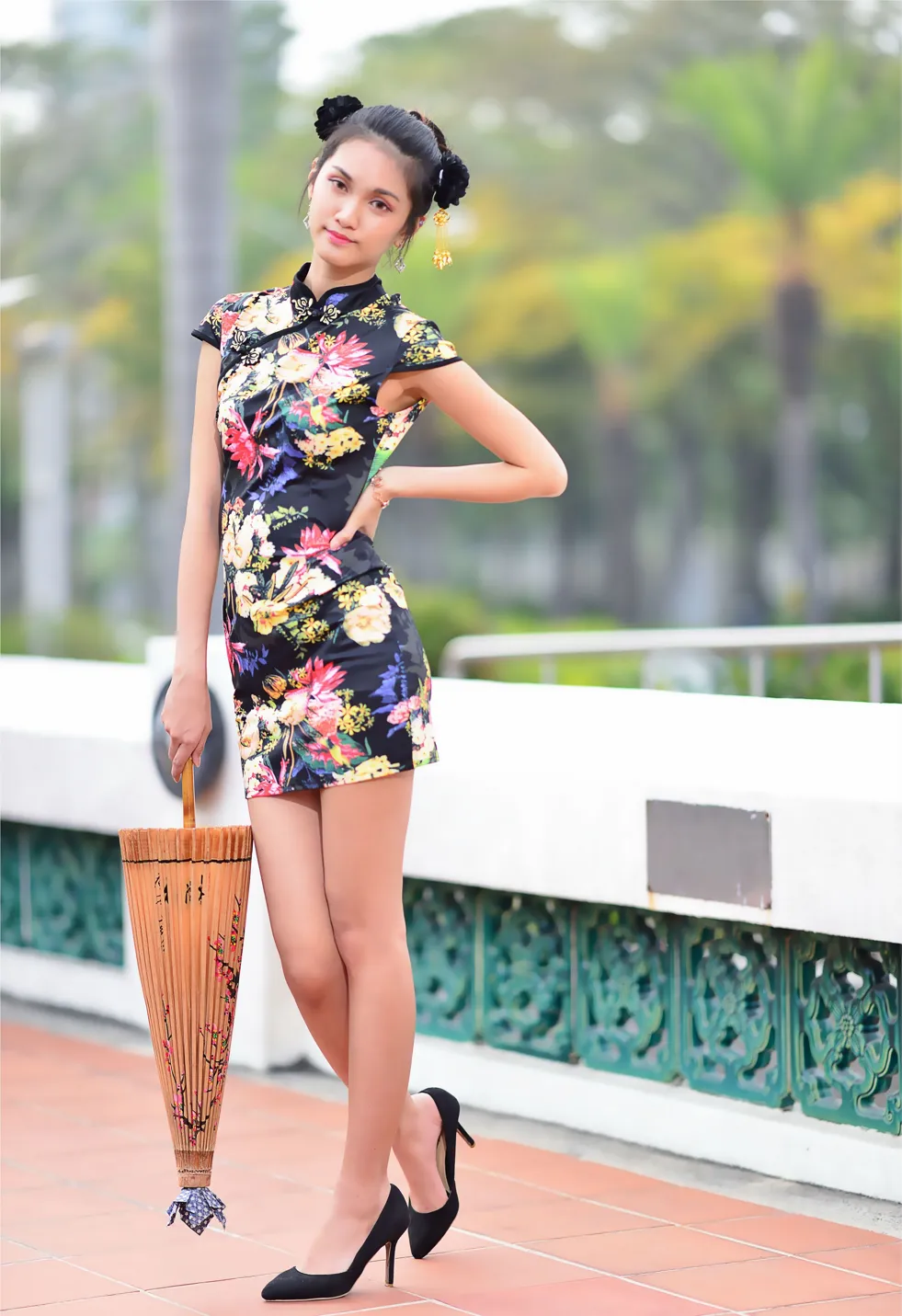 [Mzsock] NO.191 Chen Mengxin short cheongsam high heels beautiful legs street photography#[100P]-48